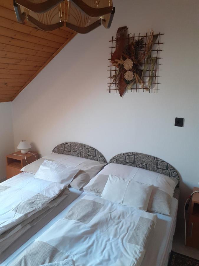 Hotel Anna Vendeghaz Balatonakali Zewnętrze zdjęcie