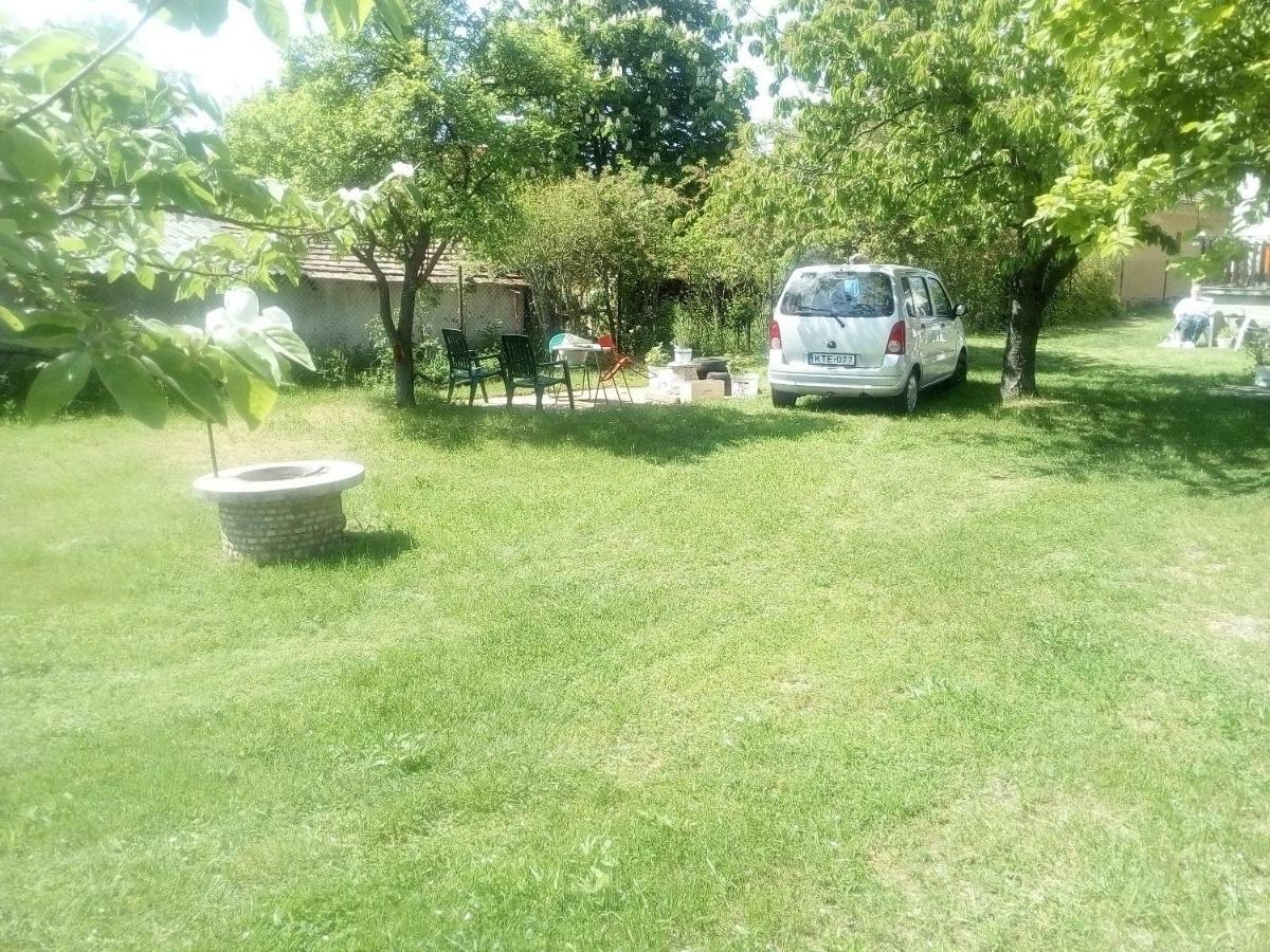 Hotel Anna Vendeghaz Balatonakali Zewnętrze zdjęcie